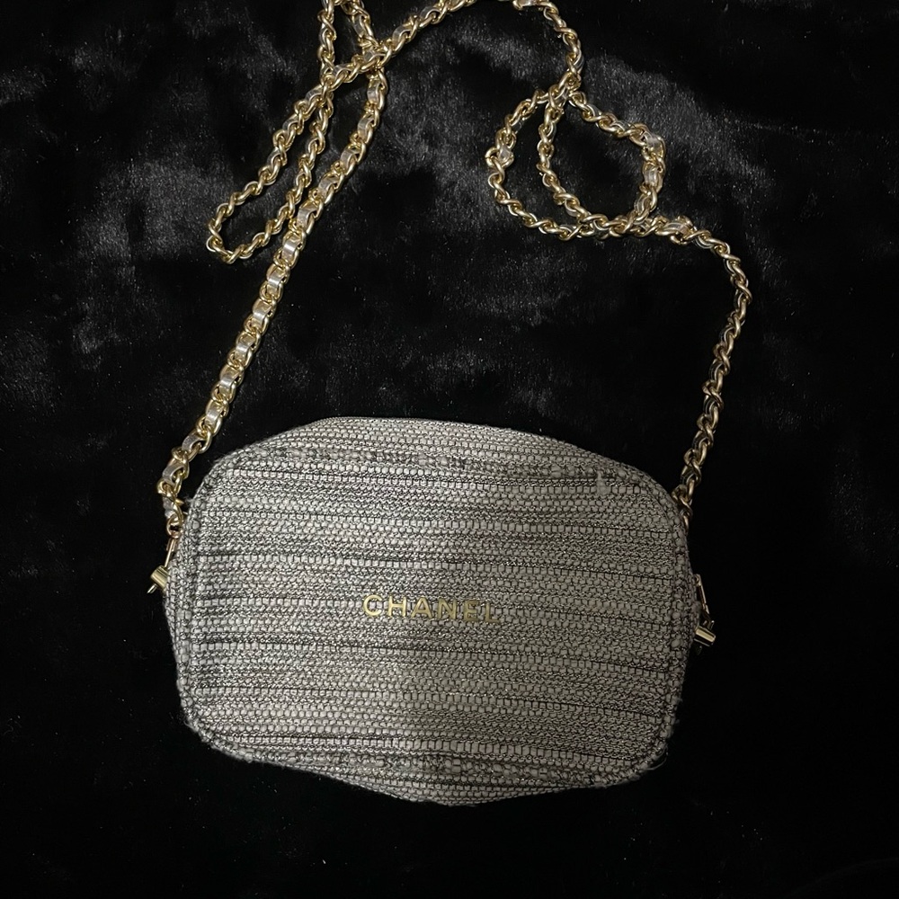 Chanel Gray and Gold Cosmetic Case NWOT - Picture 7 of 9